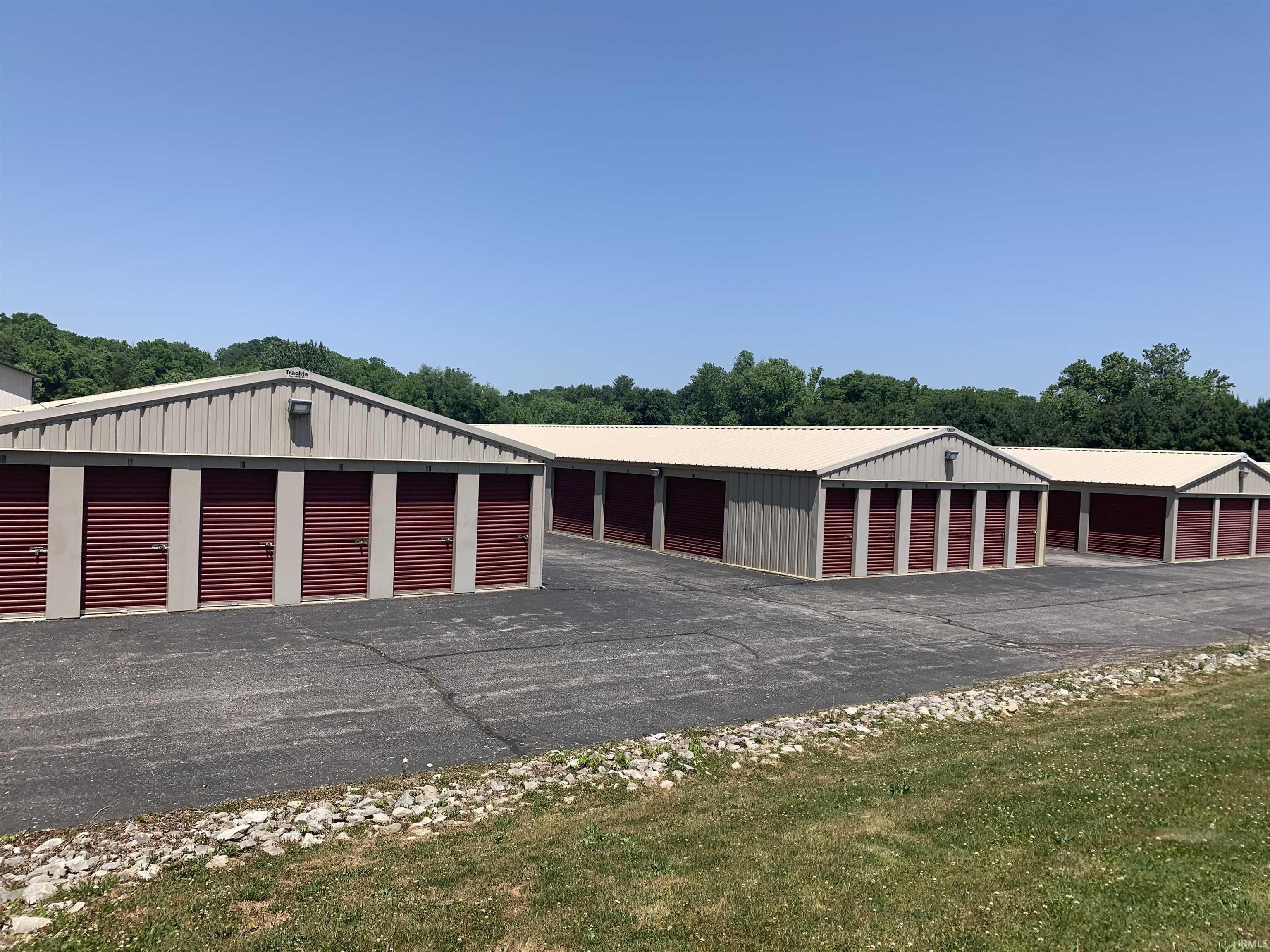 Property Image for 4724 S Walnut Street Pike