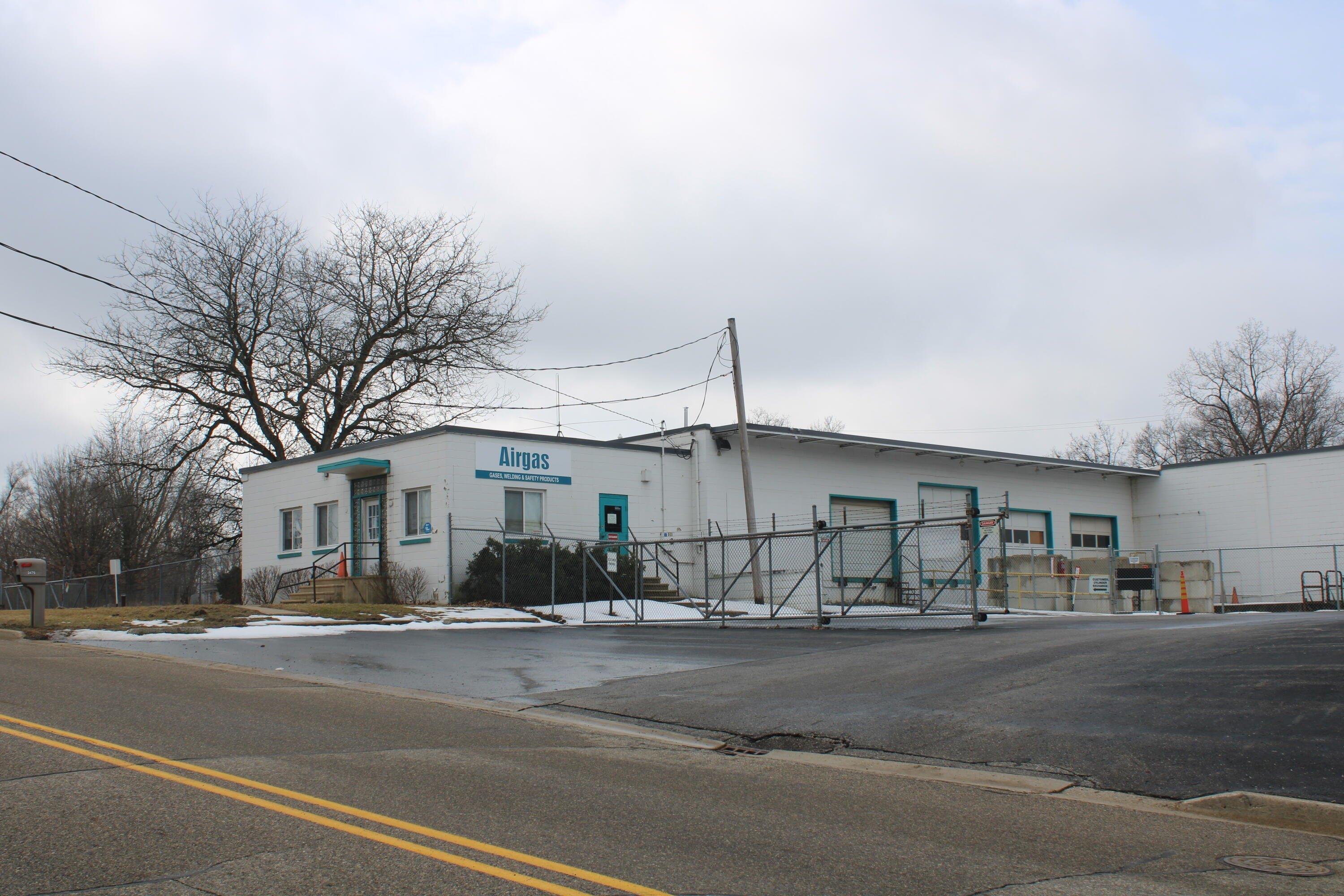 Property Image for 2475 W Dickman Road