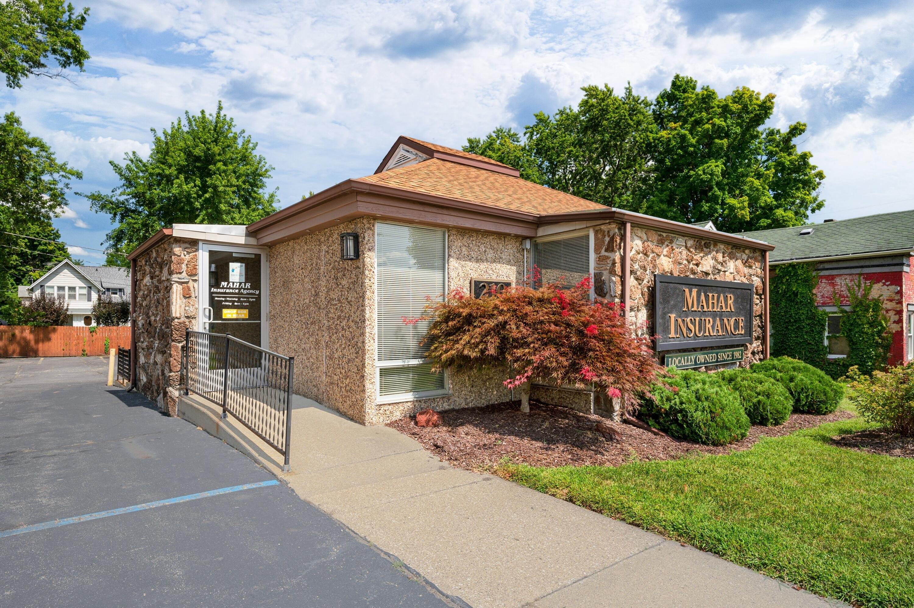 Property Image for 210 W Division Street