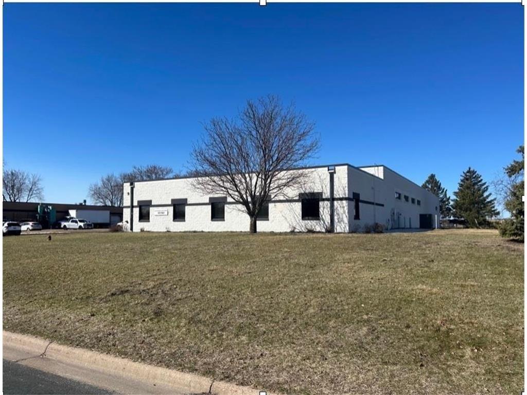 Property Image for 10760 Mankato Street NE