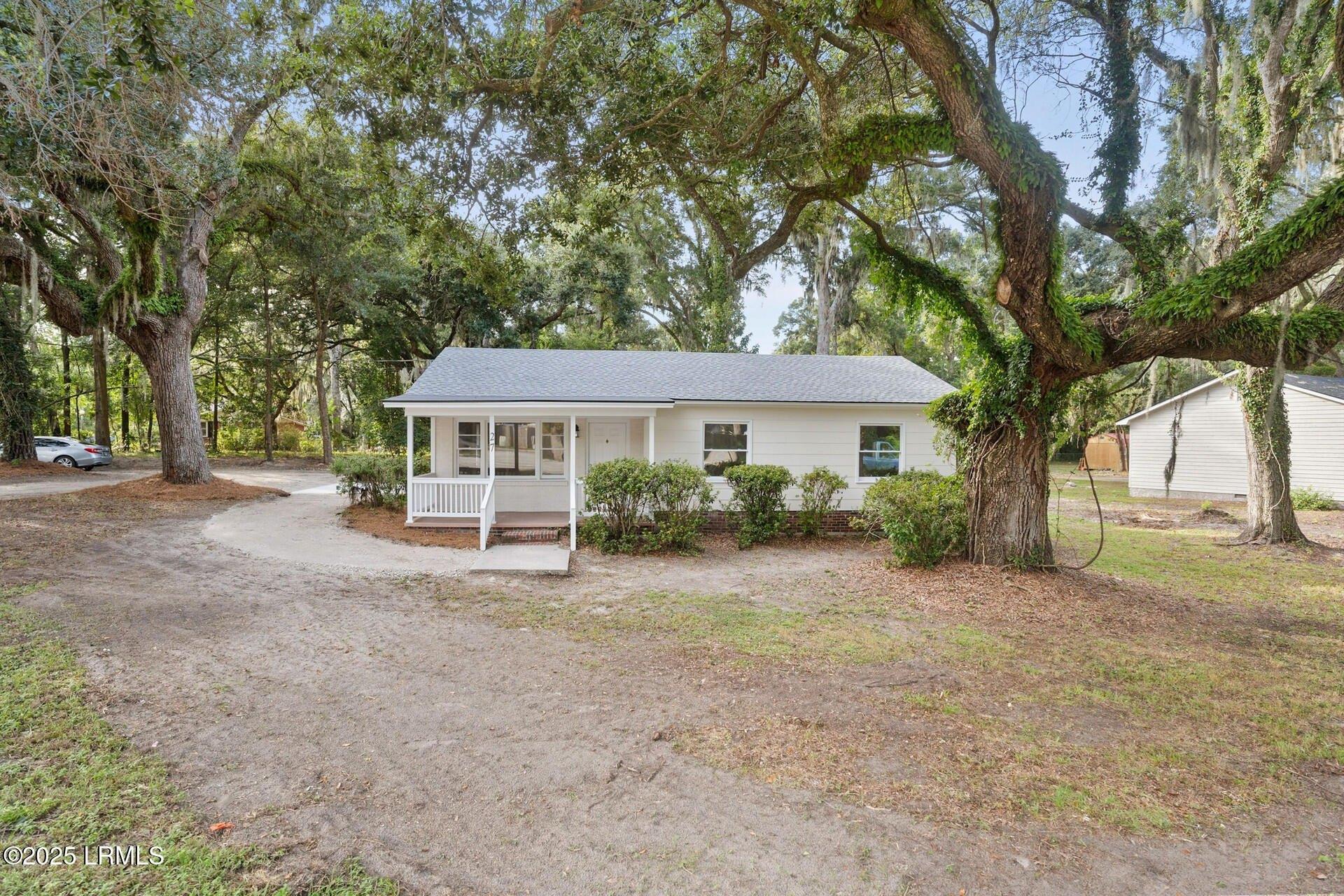 Property Image for 27 Miller Drive W