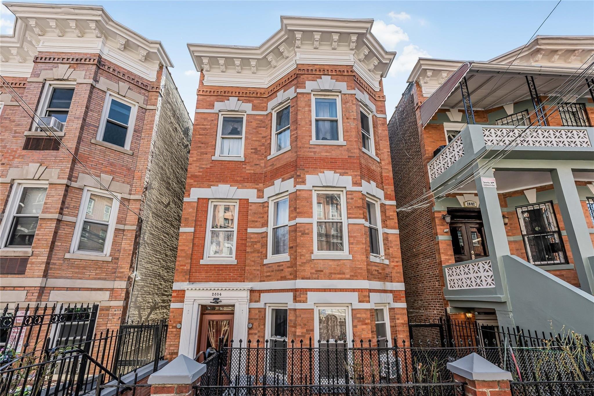 Property Image for 2884 Valentine Avenue