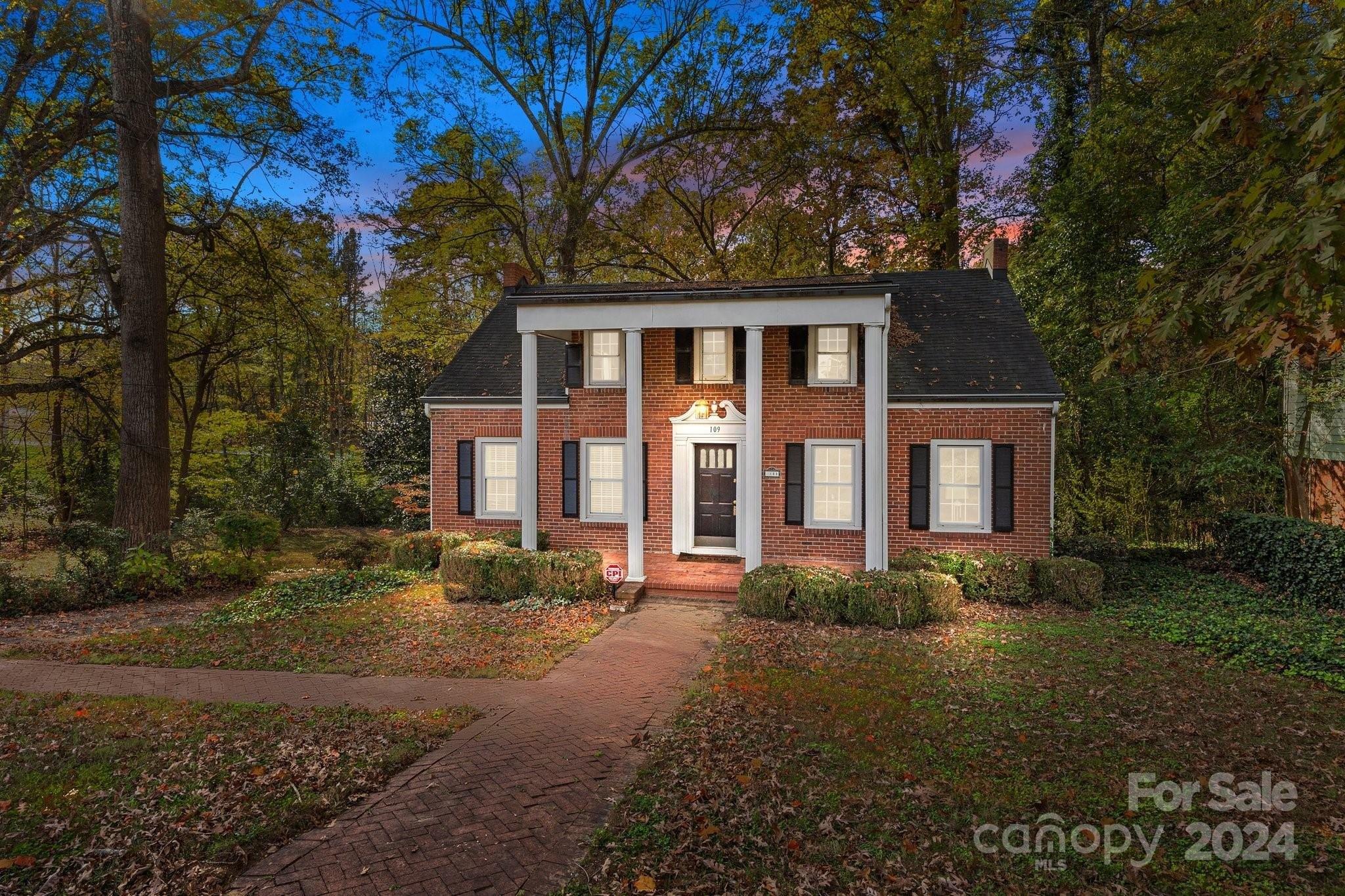 Property Image for 14725 N Old Statesville Road