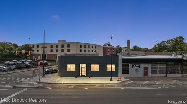 Property Image for 22007 WOODWARD Avenue