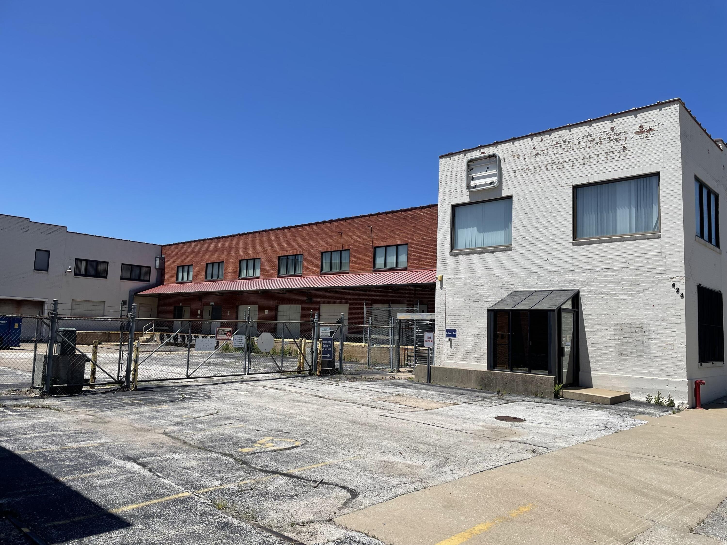 Property Image for 423 N Campbell Avenue