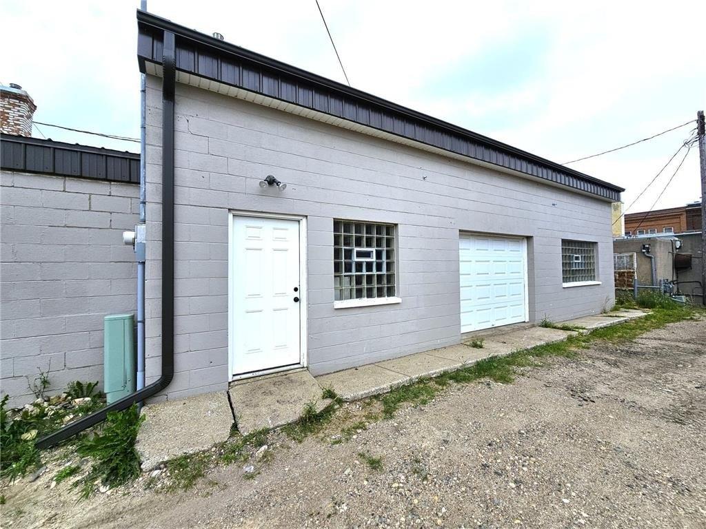 Property Image for 204 1/2 W Lincoln Avenue