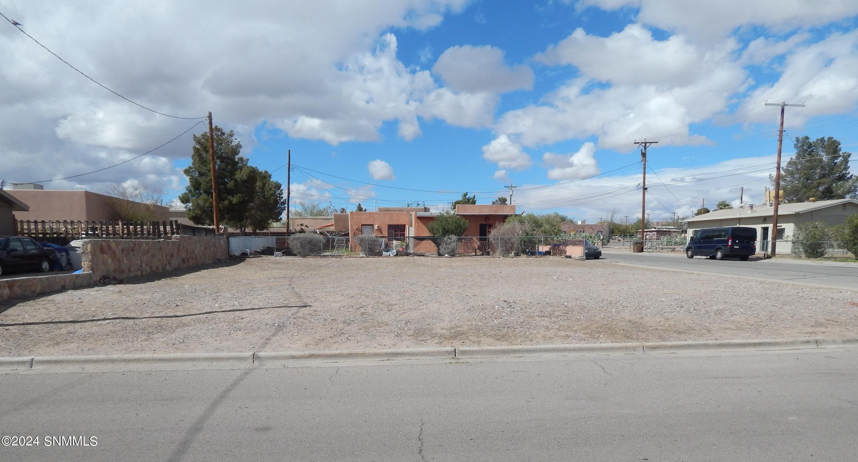 750 S San Pedro Street, Las Cruces, NM 88001 MLS 2400941 CENTURY 21