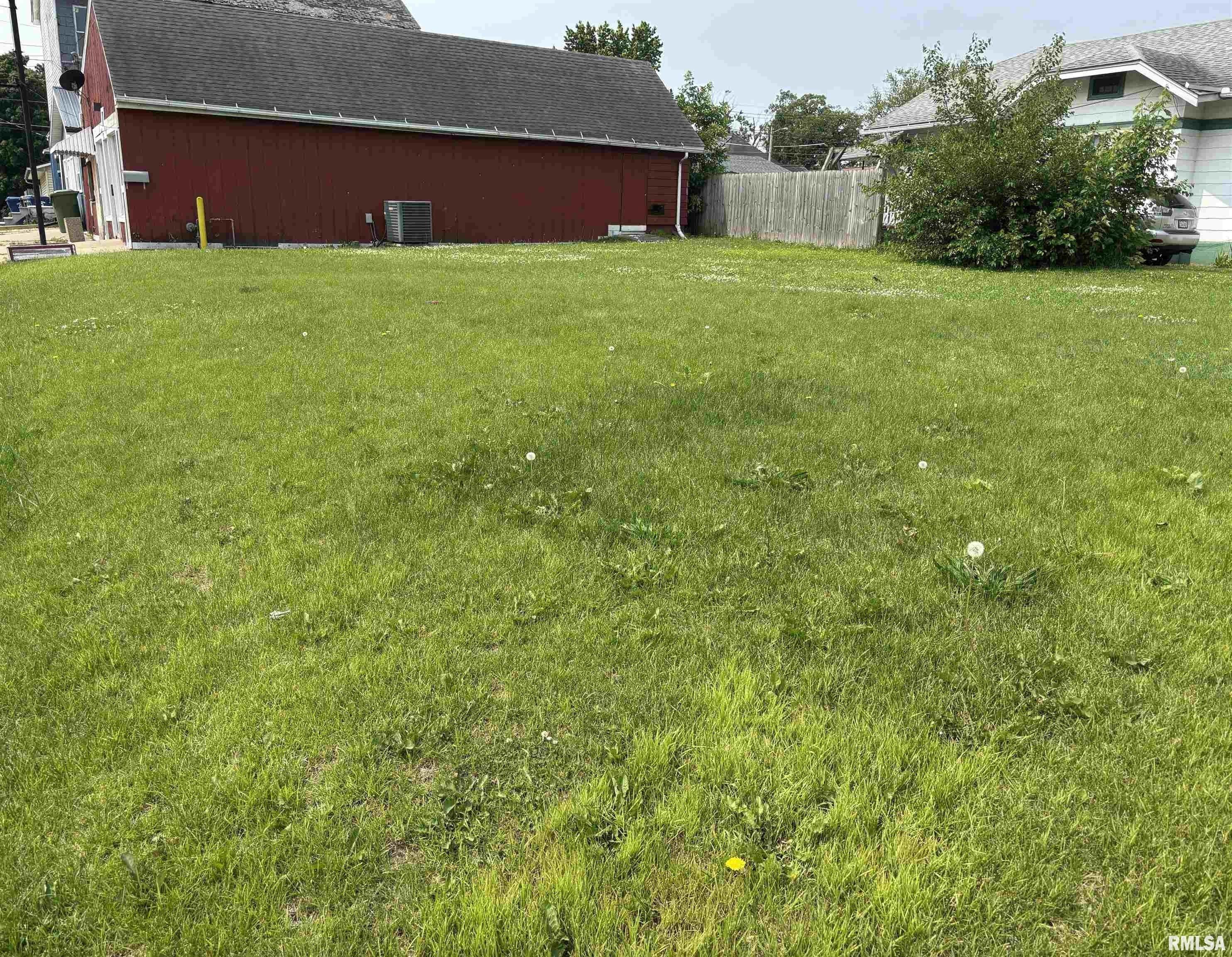 Property Image for 1106 S 8TH Street