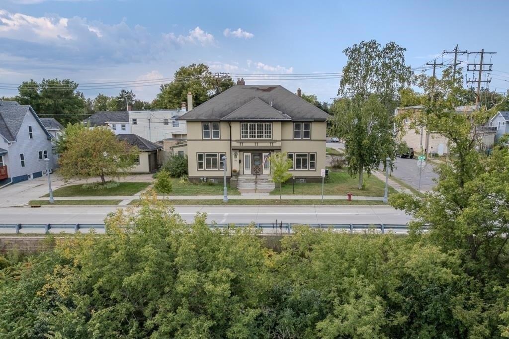 Property Image for 702 S 1st Avenue