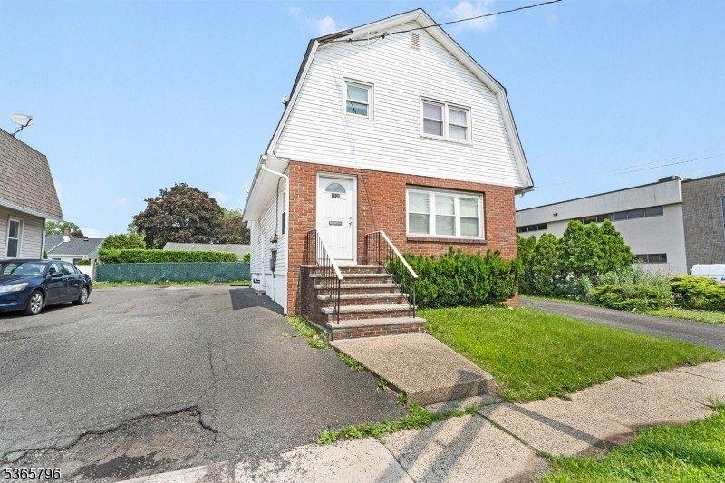 Property Image for 1905 Park Ave