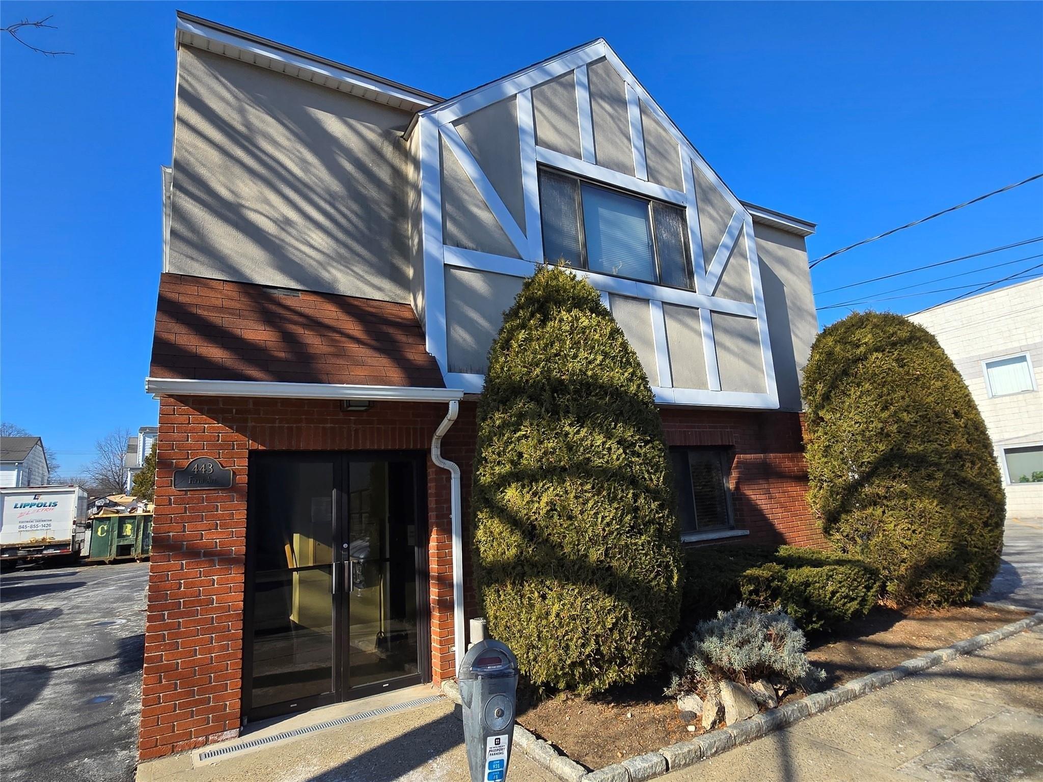 Property Image for 443 Fifth Avenue
