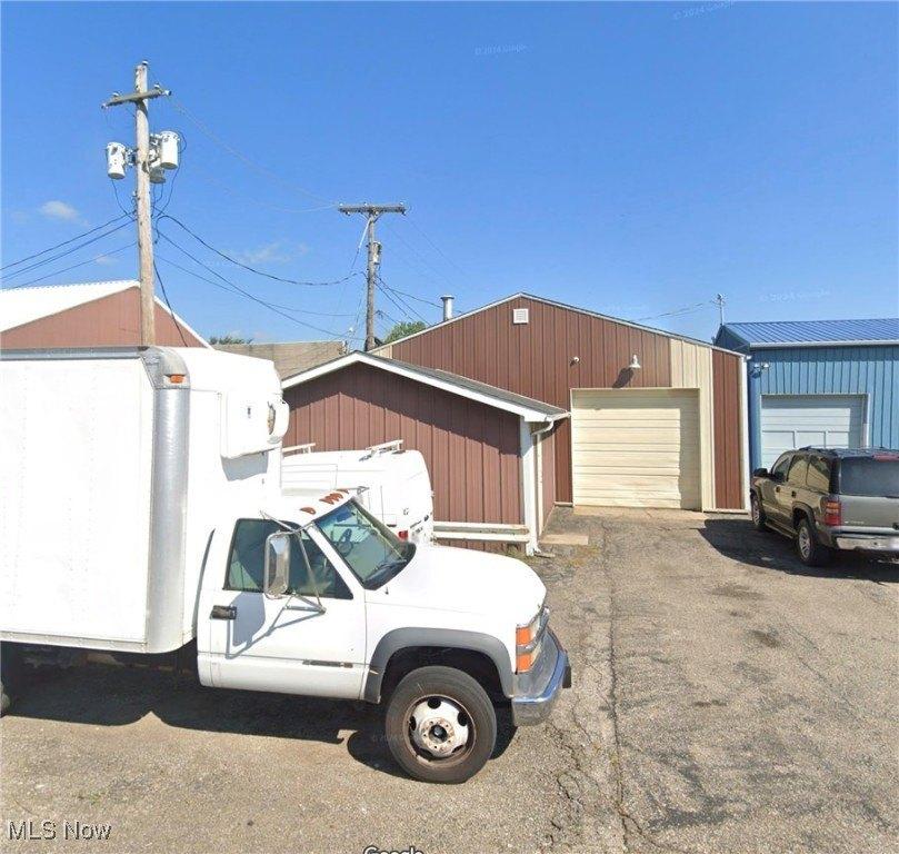 Property Image for 165 Kenwood Street unit: 1/2 1/2