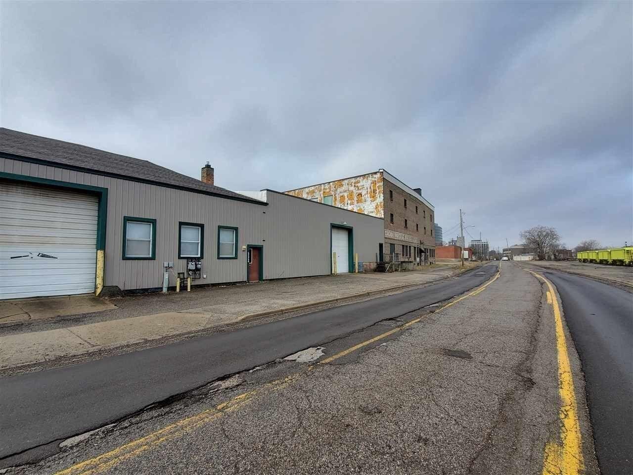 Property Image for 529 E Washington Avenue