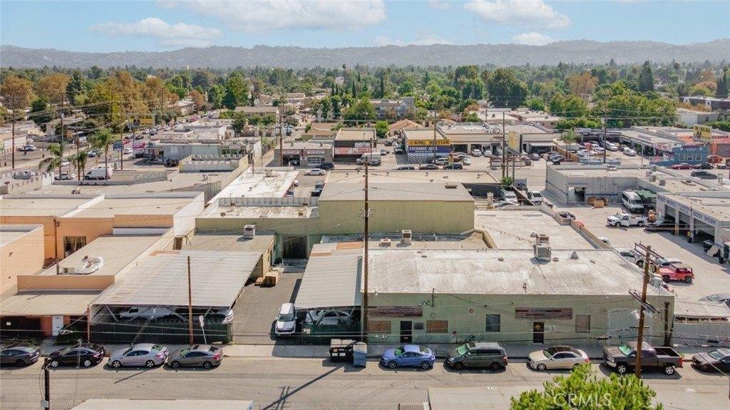 Property Image for 14122 Aetna Street