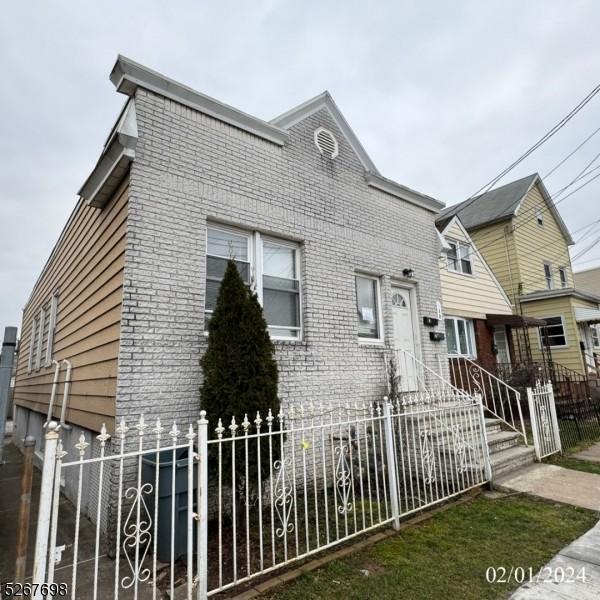 Property Image for 312 Loomis St