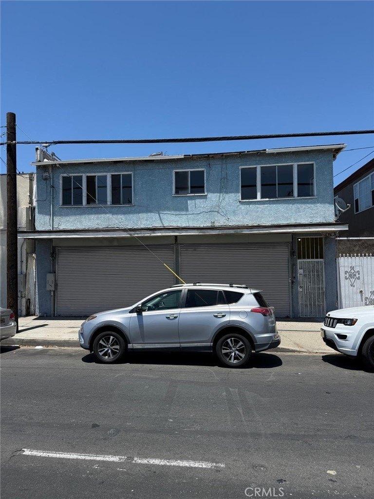 Property Image for 533 E Rosecrans Avenue
