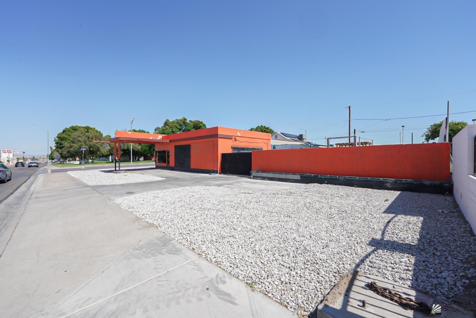 Property Image for 401 S 4 Ave