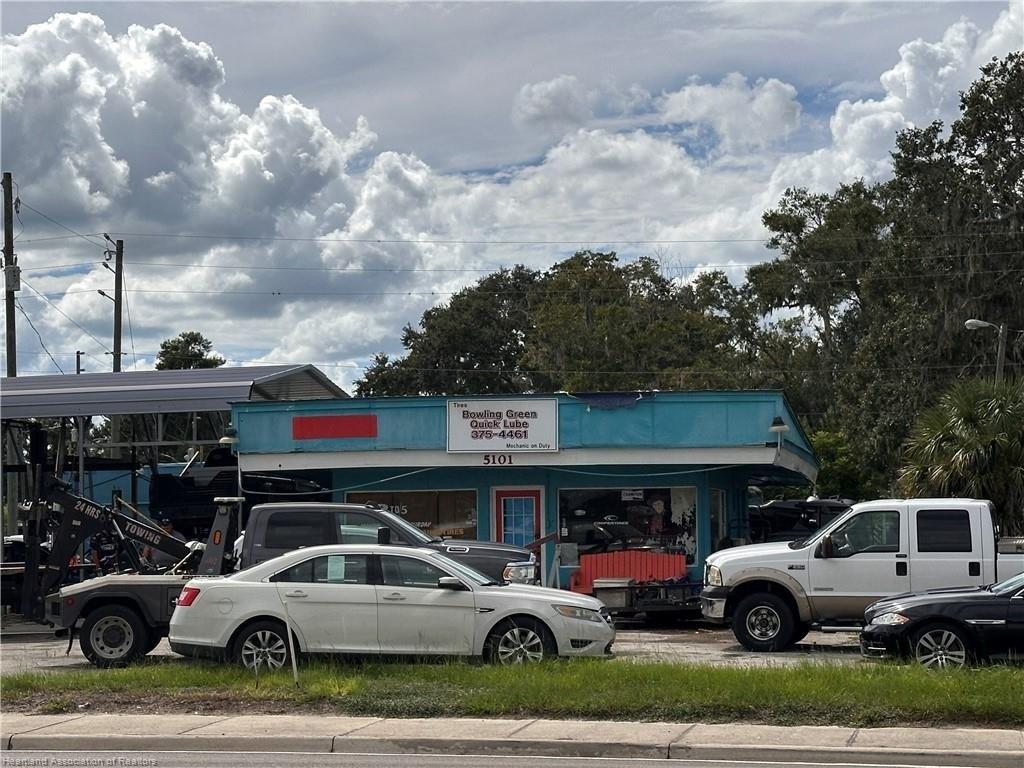 Property Image for 5101 N US Highway 17
