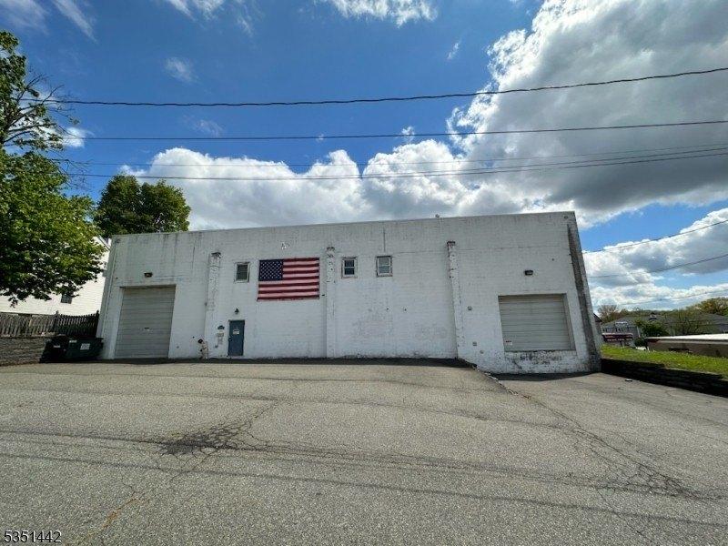 Property Image for 2 Beatty St
