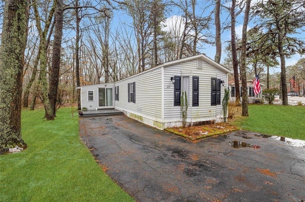 27 Leisure Way, Coventry, RI 02816 MLS 1351551 CENTURY 21