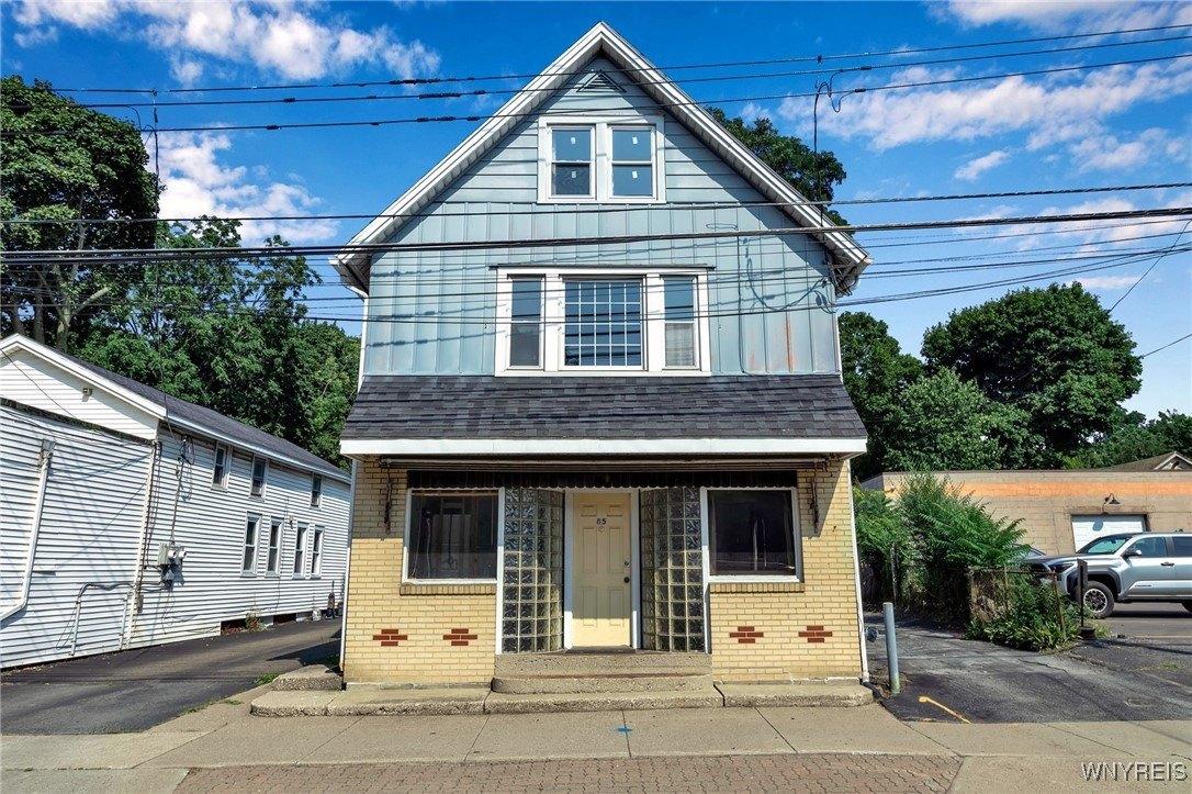 Property Image for 85 Lake Street
