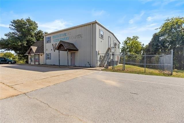 Property Image for 104 N Gilcrease Museum Road