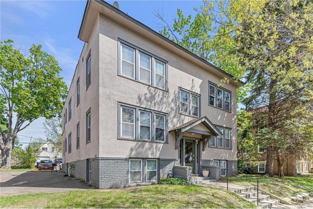 Property Image for 412,418,422 Pierce Street N