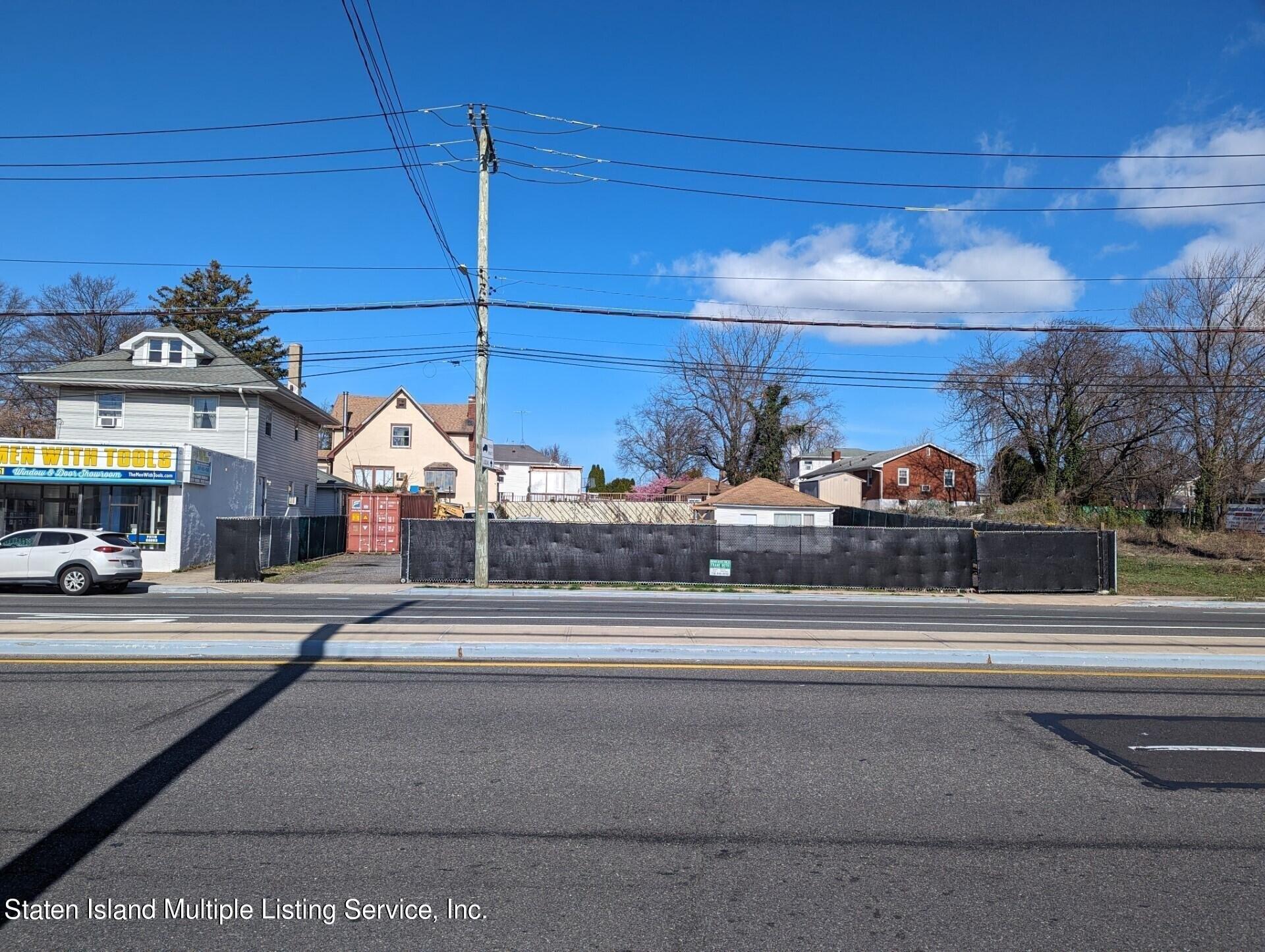 Property Image for 4185 Hylan Blvd
