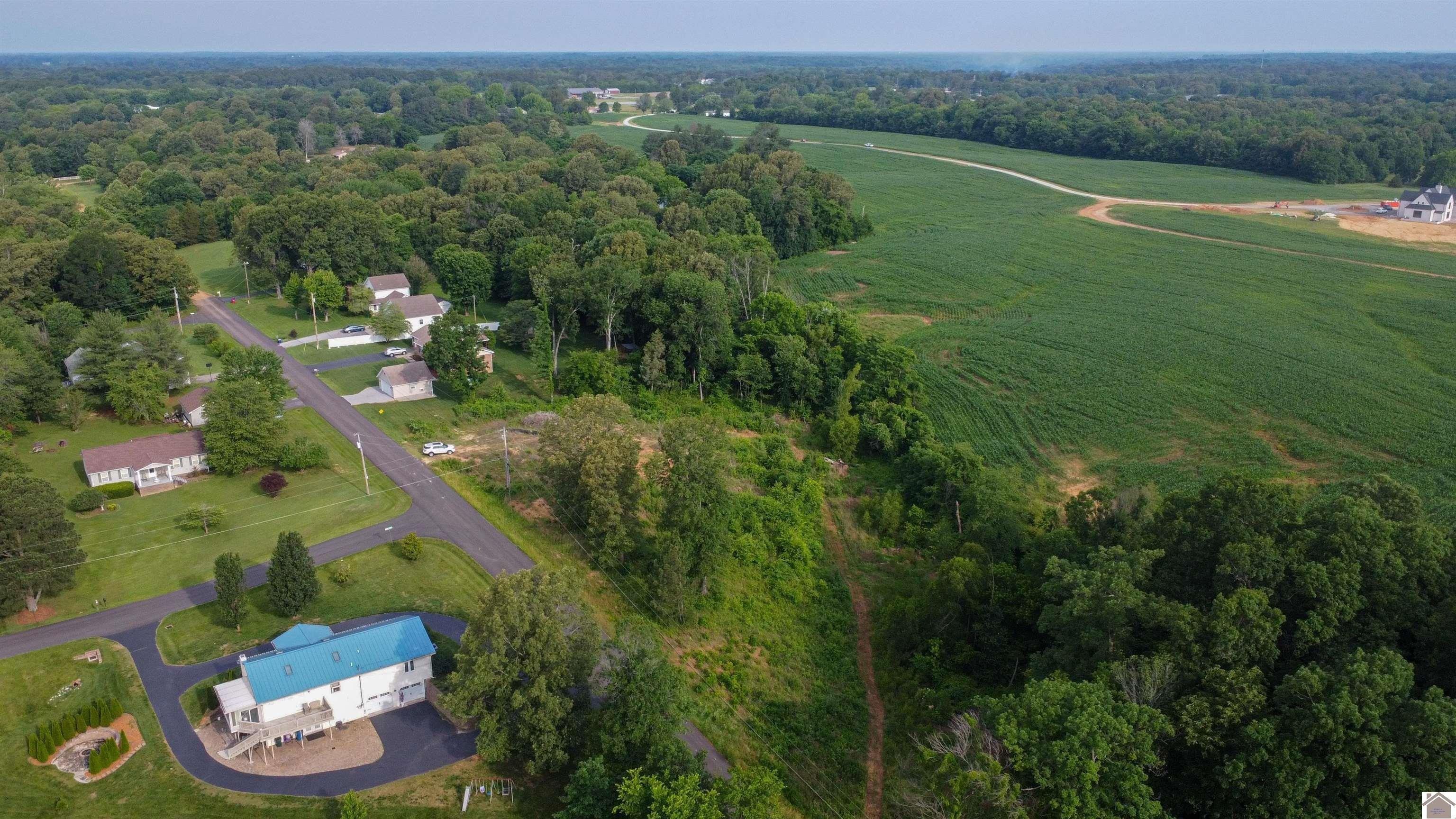 5740 Warrendale Drive, Paducah, KY 42003 MLS 127023 CENTURY 21