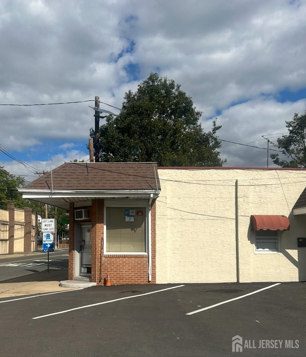 Property Image for 15 Greenbrook Road