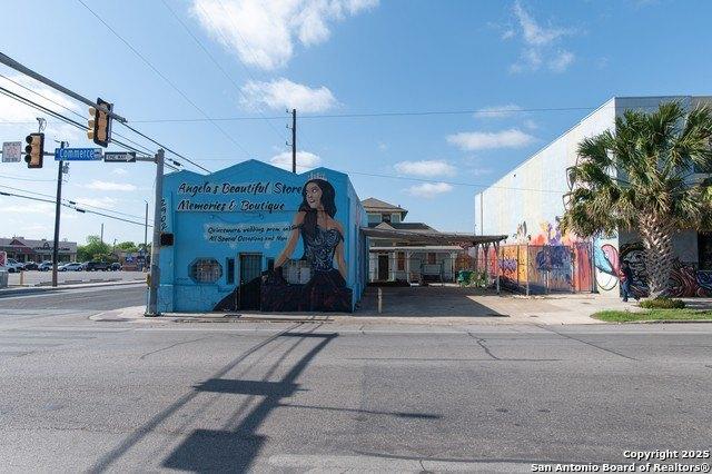 Property Image for 2902 W Commerce