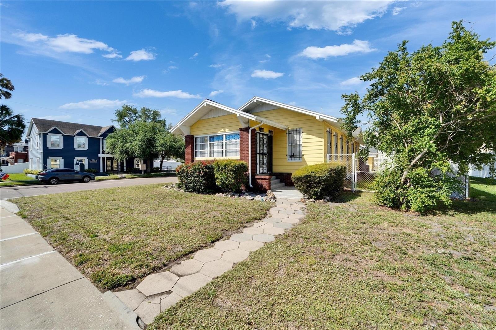 Property Image for 2001 W Cleveland Street