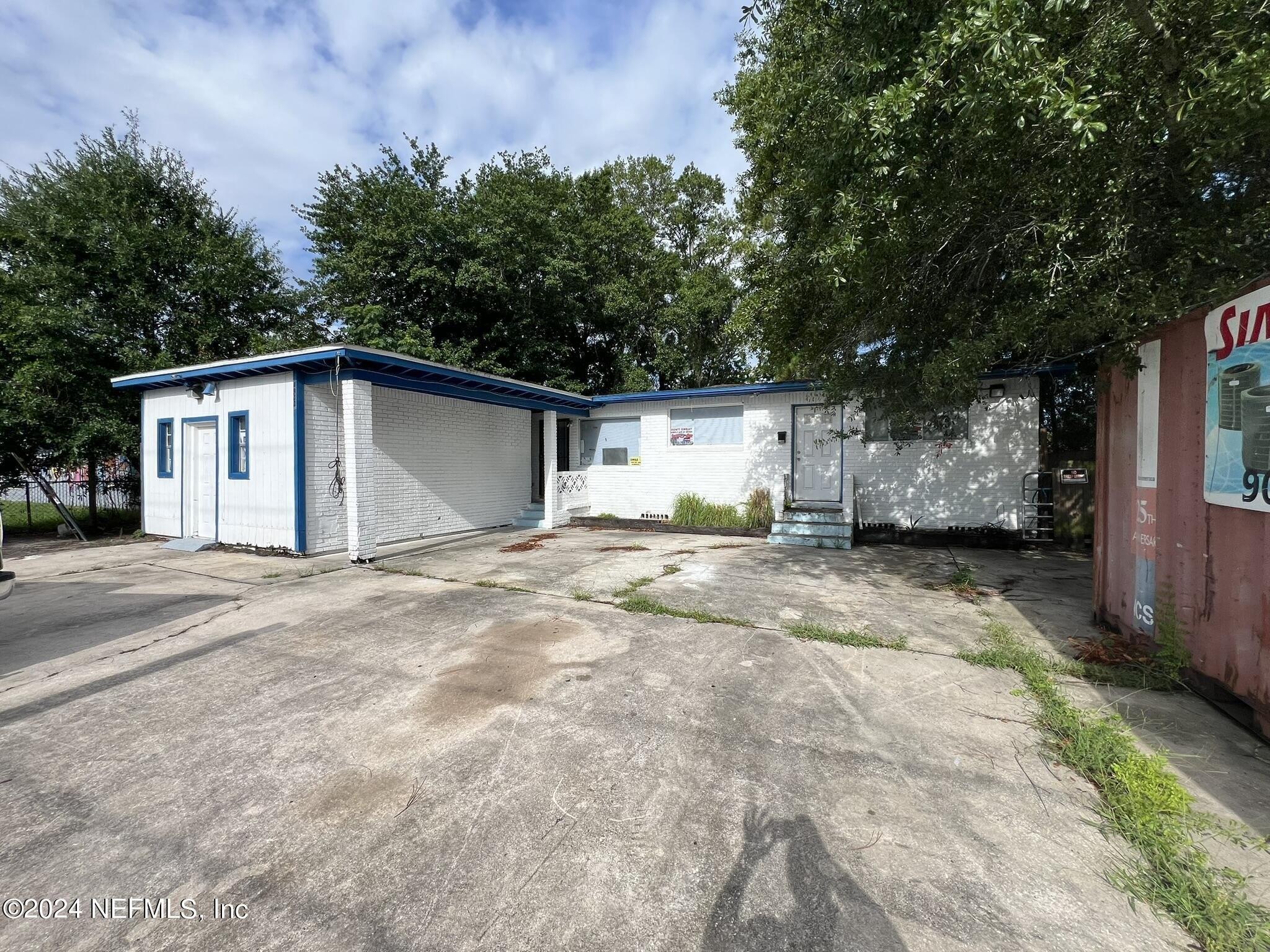 Property Image for 4922 BLANDING Boulevard