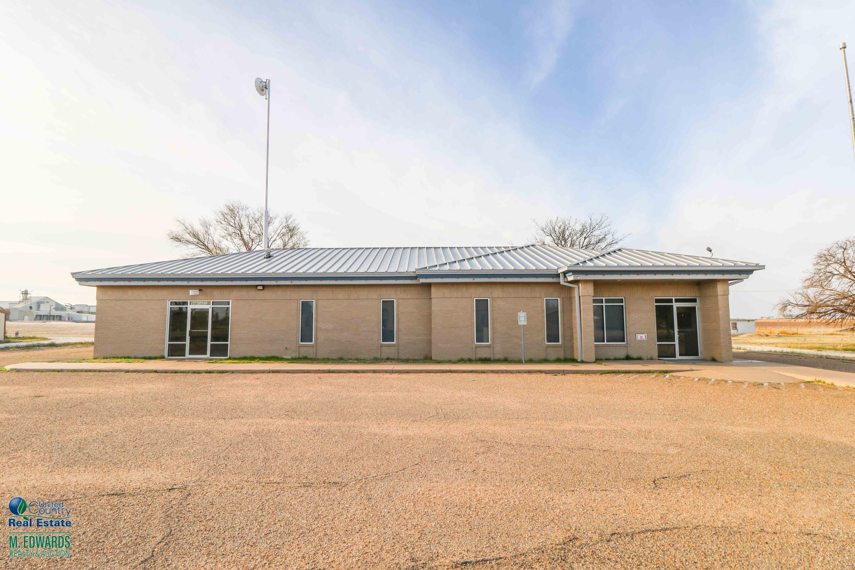 Property Image for 118 W Main Street
