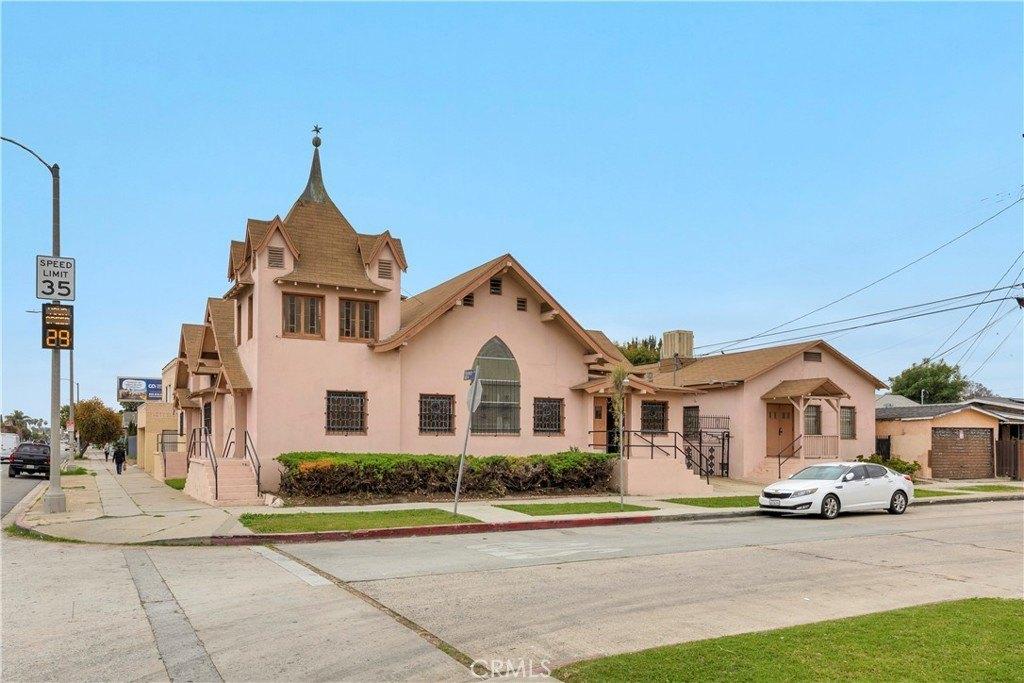Property Image for 1101 W Florence Avenue