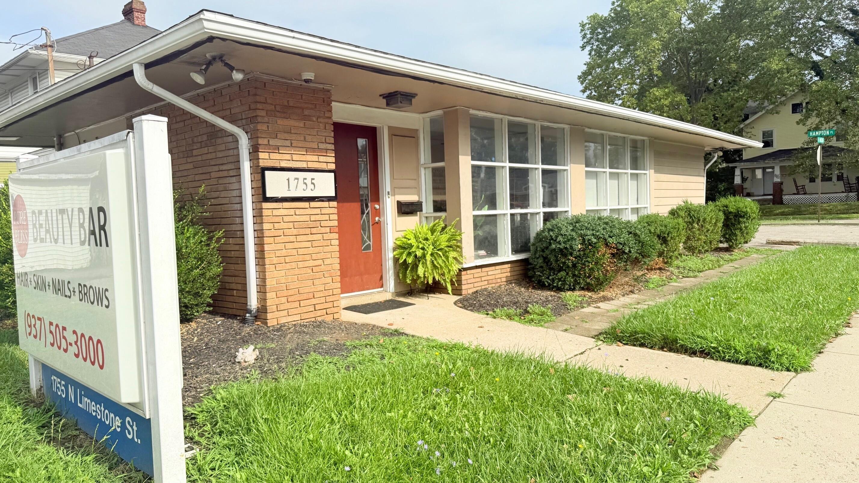 Property Image for 1755 N Limestone Street