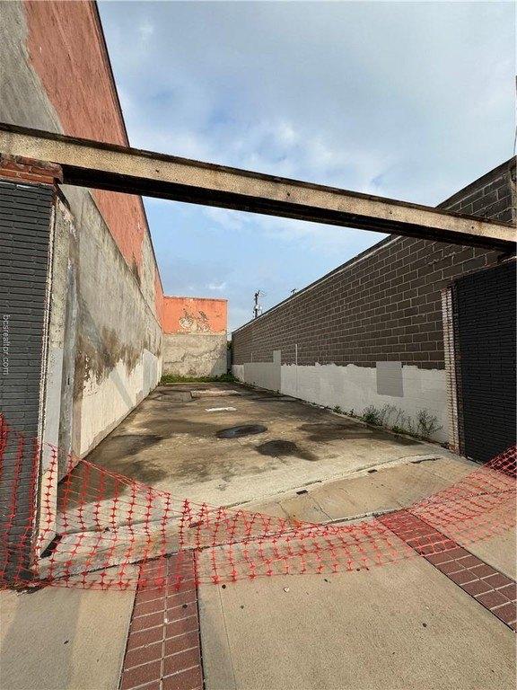 Property Image for 209 North Main Street