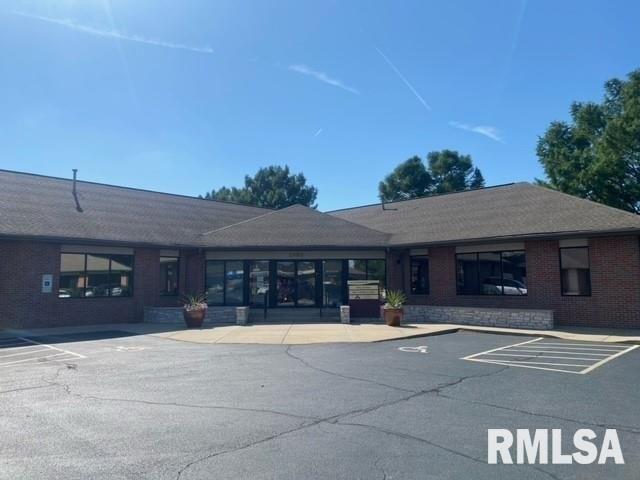 Property Image for 2908 GREENBRIAR Road B
