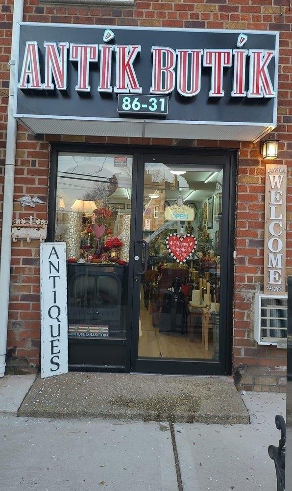 Property Image for 8631 Whitney Avenue 1st Floor