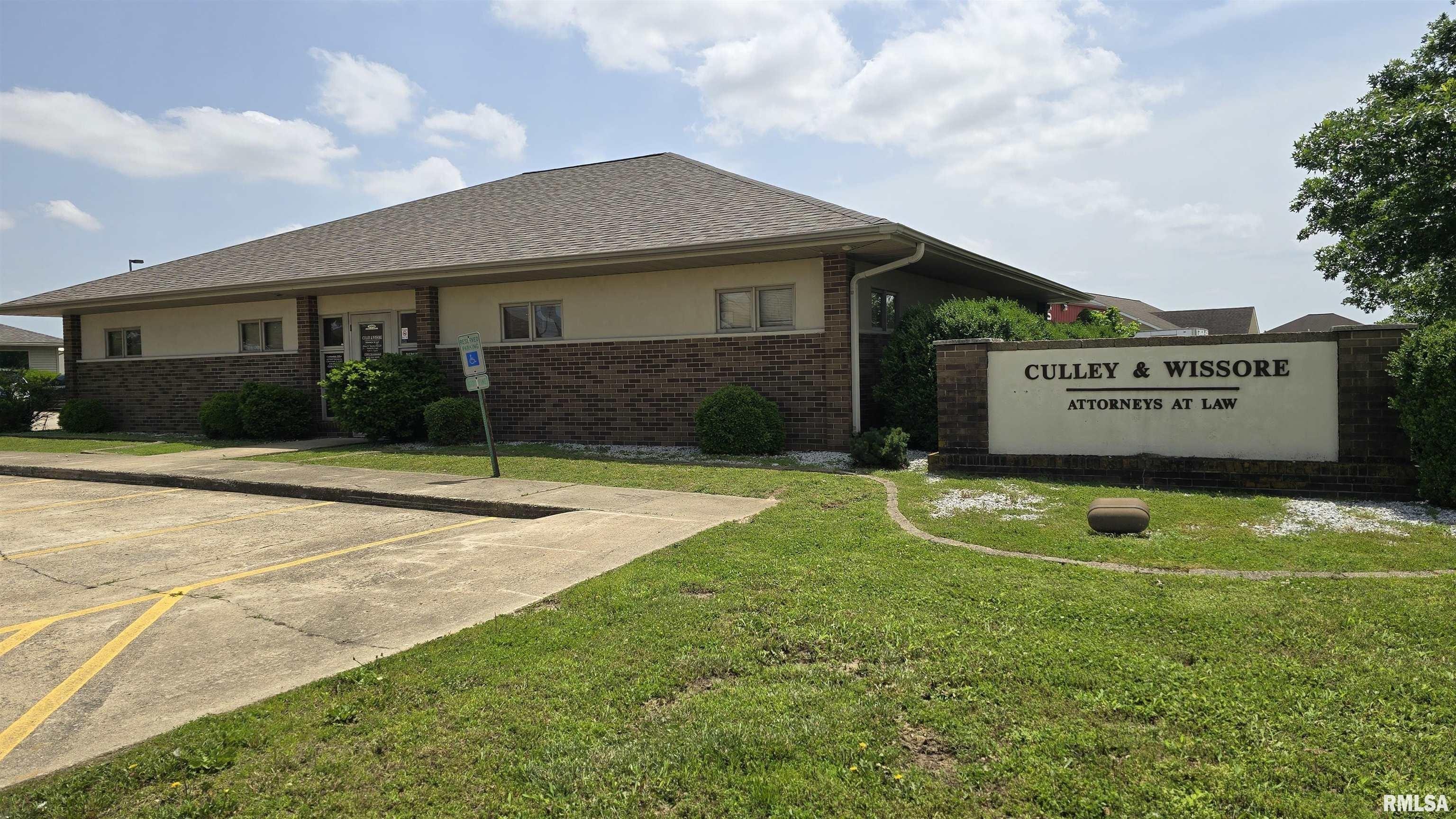 Property Image for 300 W Small Street Suite 3