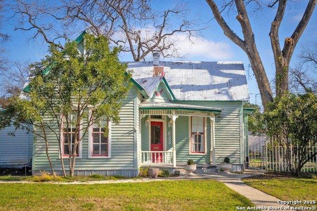Property Image for 633 S Castell