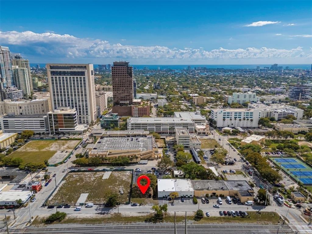 Property Image for 618 SW Flagler Ave