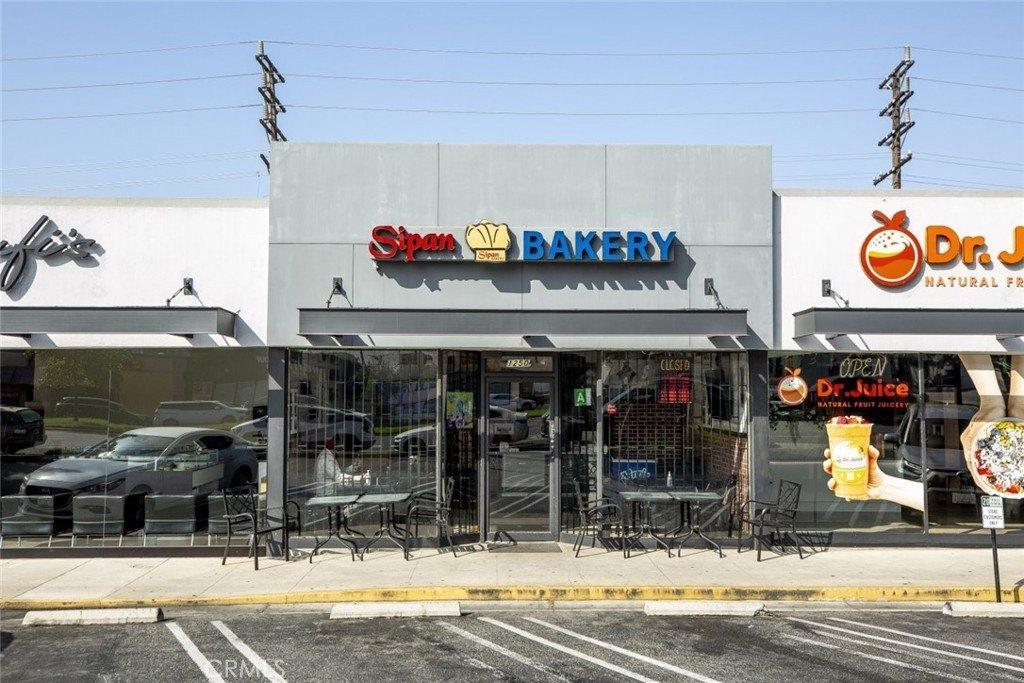 Property Image for 1250 W Glenoaks Boulevard