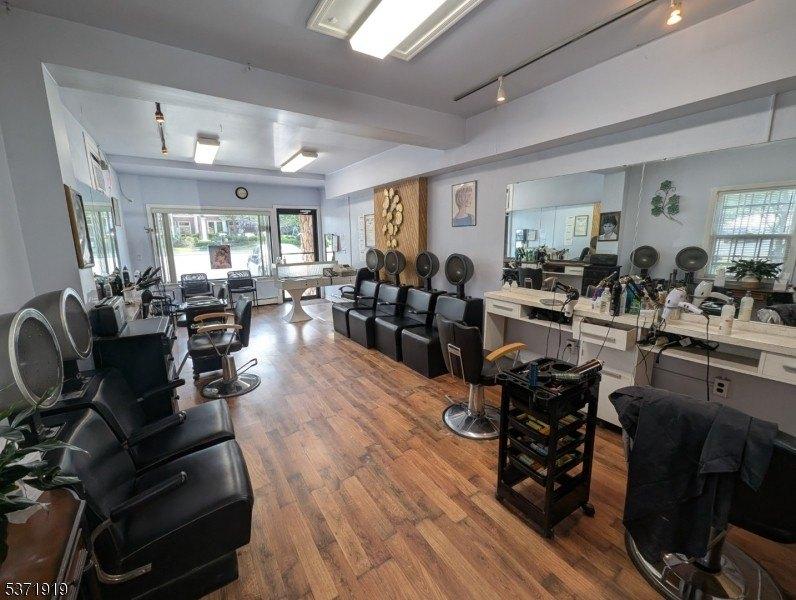 Property Image for 180 Hamburg Tpke