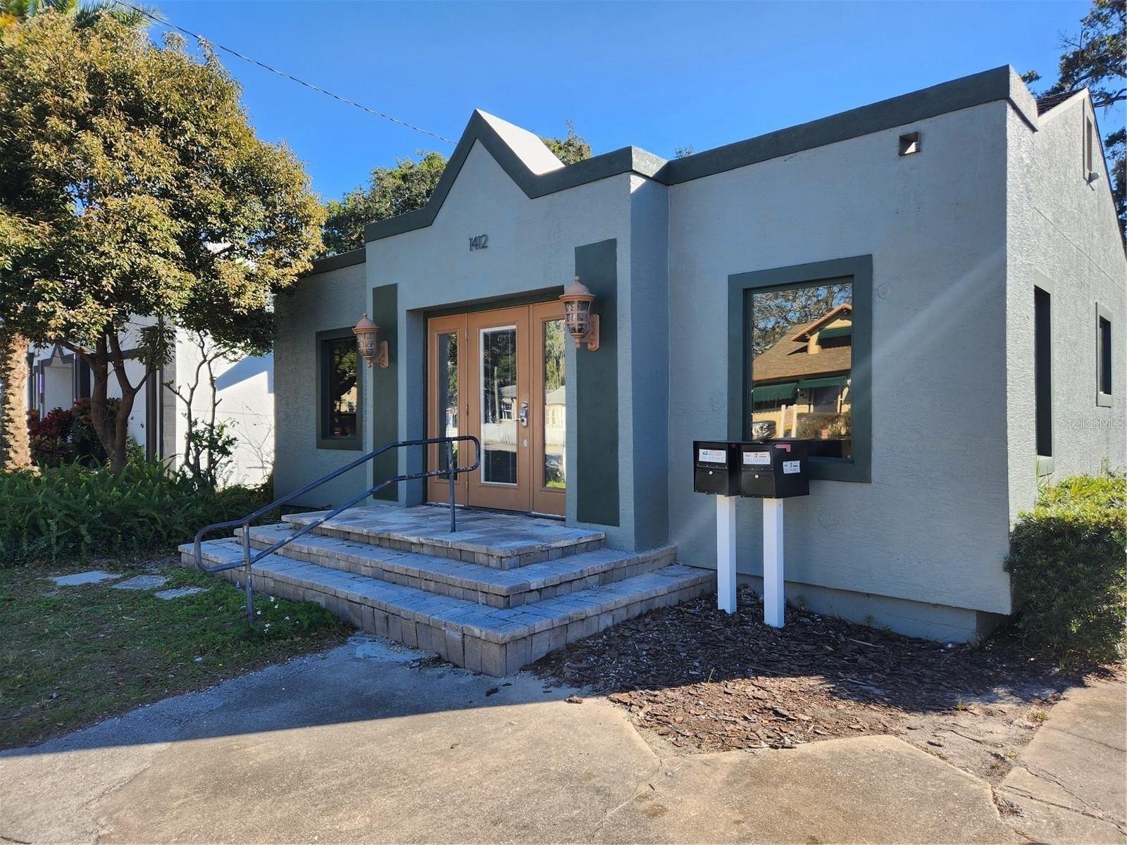 Property Image for 1412 E Robinson Street