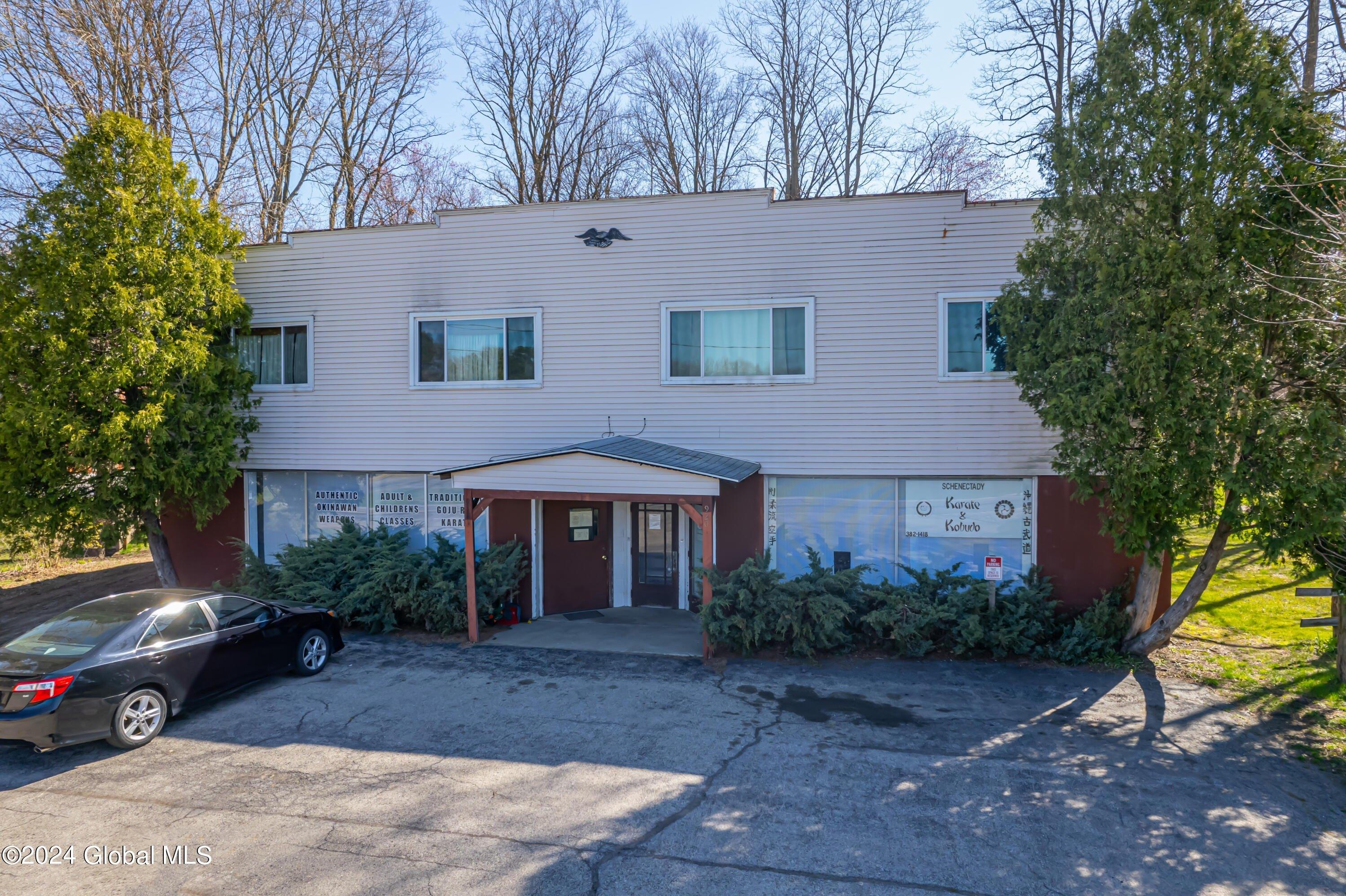 Property Image for 912 Kings Road
