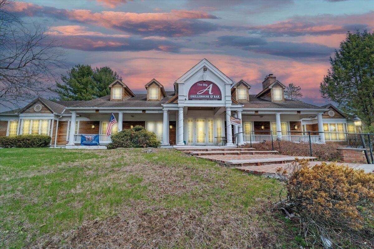 Property Image for 252 Fox Run Lane