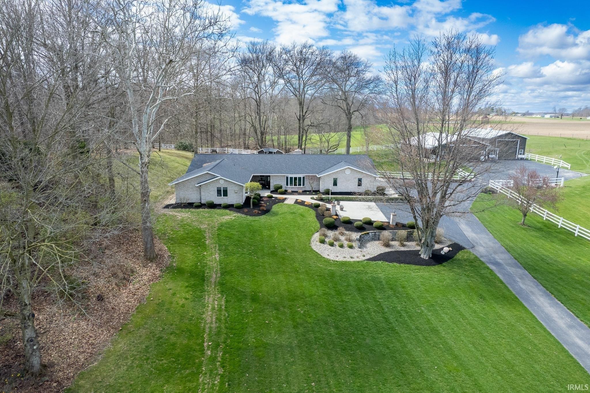 7768 N Roanoke Road, Roanoke, IN 46750 MLS 202411570 CENTURY 21