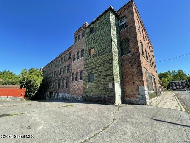 Property Image for 10 Leonard Street