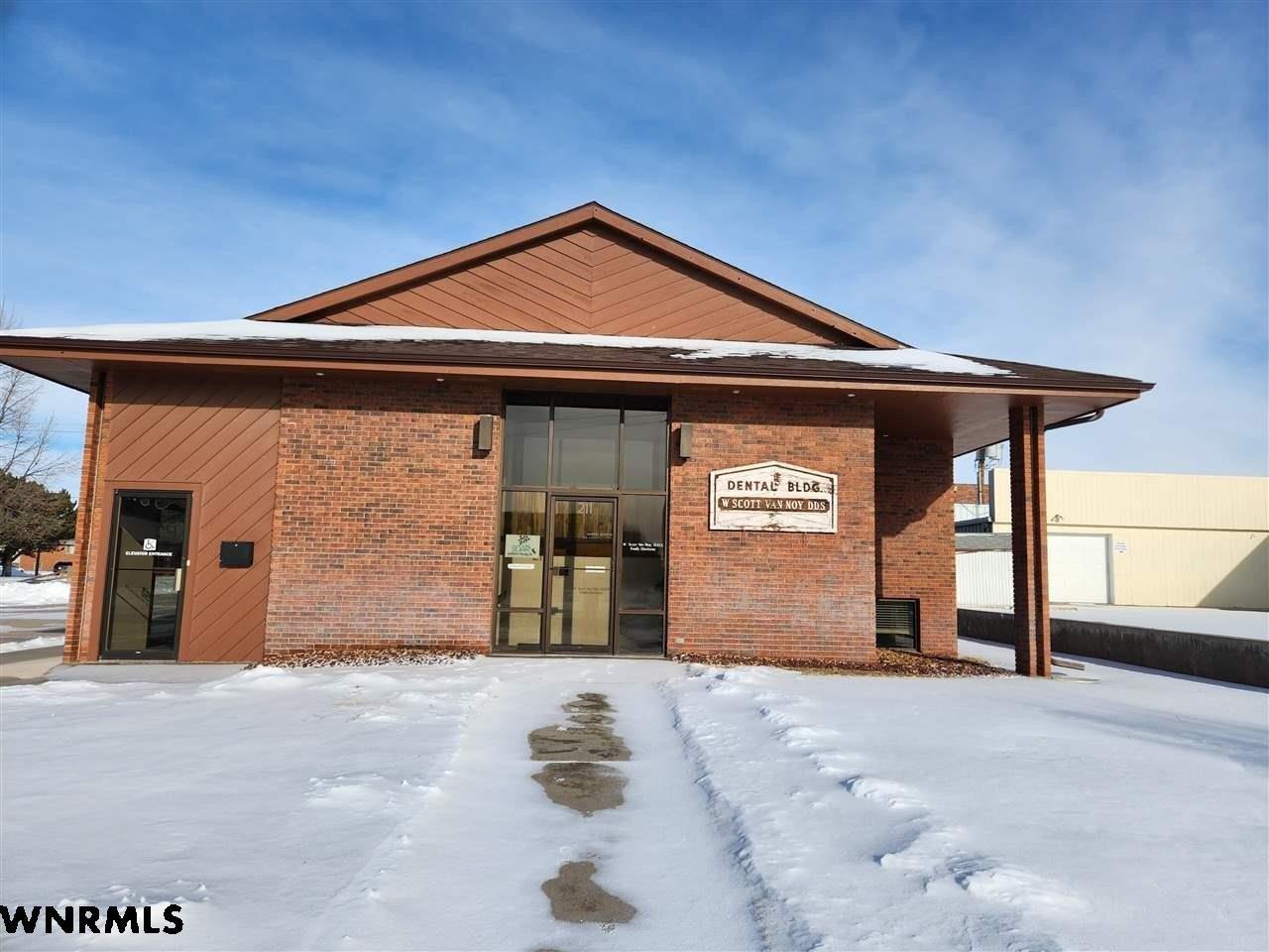 Property Image for 211 W 38th Street